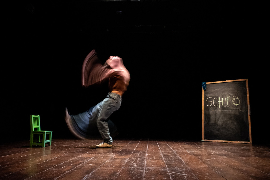 attrice under 35 in scena